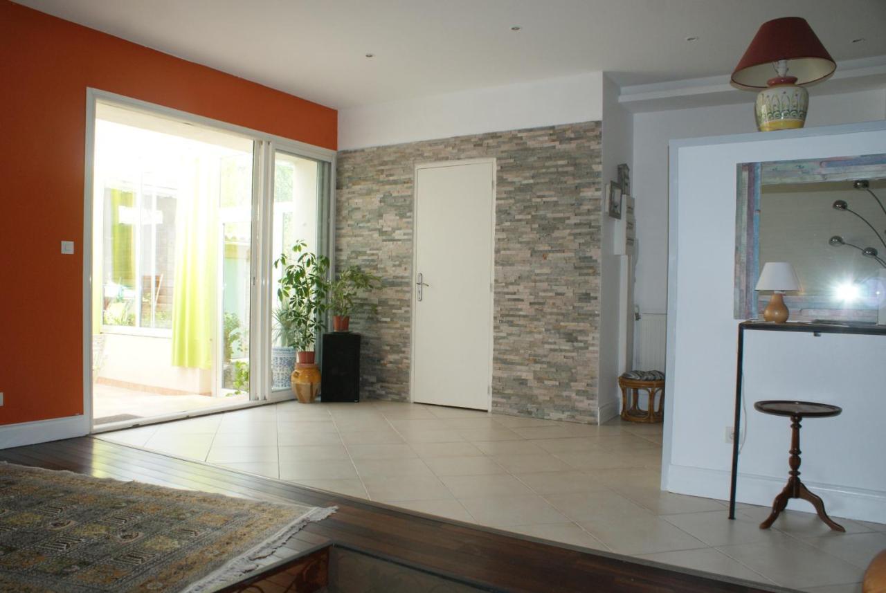 Spacieuse Maison De Village Climatisee Avec Jardin Patio Bessan Kültér fotó