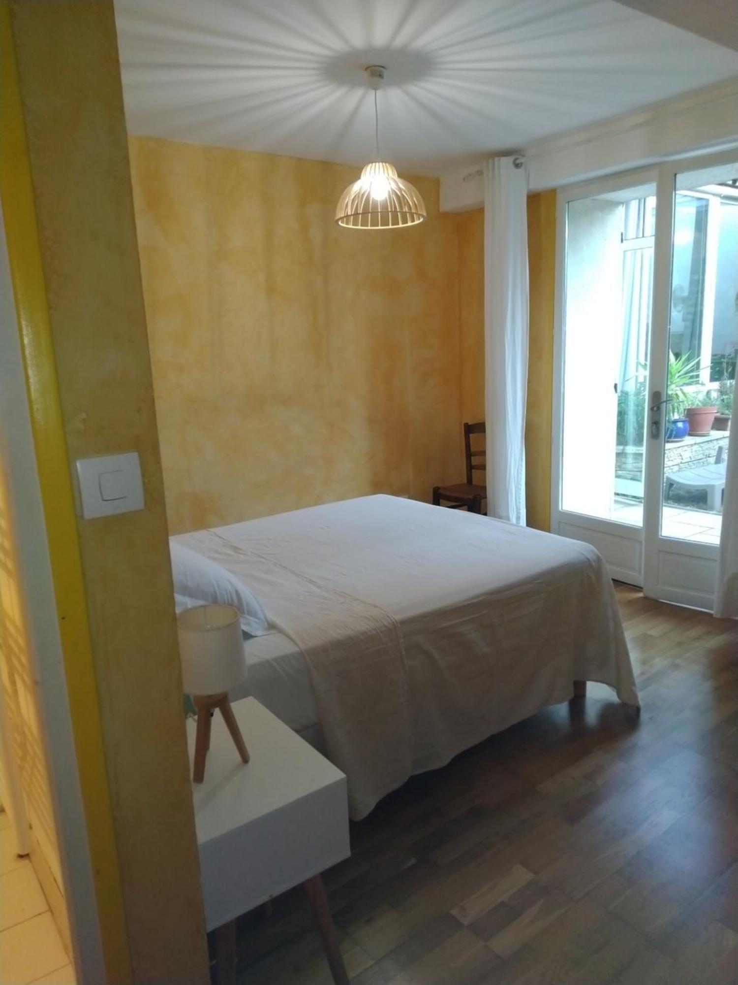 Spacieuse Maison De Village Climatisee Avec Jardin Patio Bessan Kültér fotó