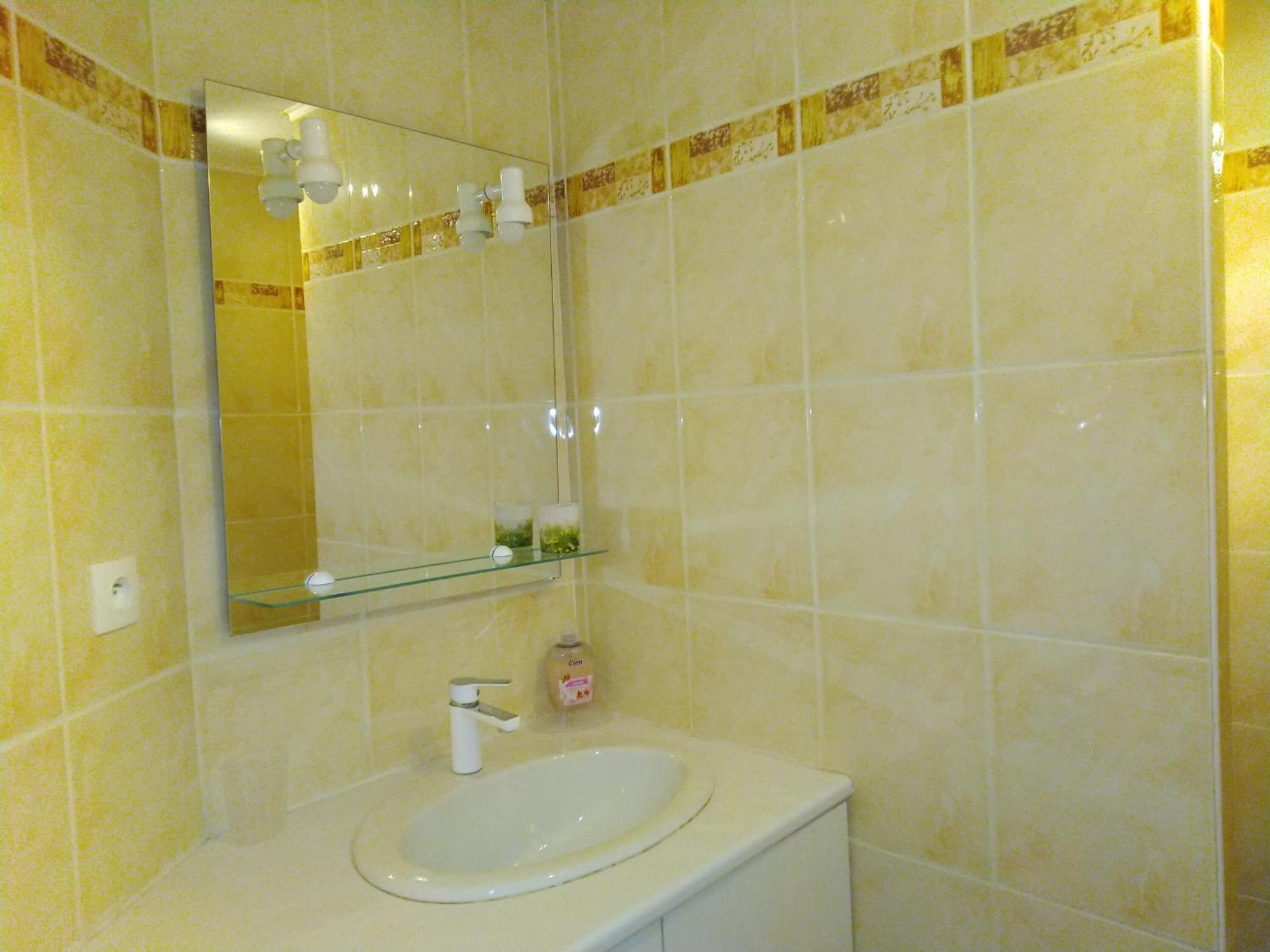 Spacieuse Maison De Village Climatisee Avec Jardin Patio Bessan Kültér fotó