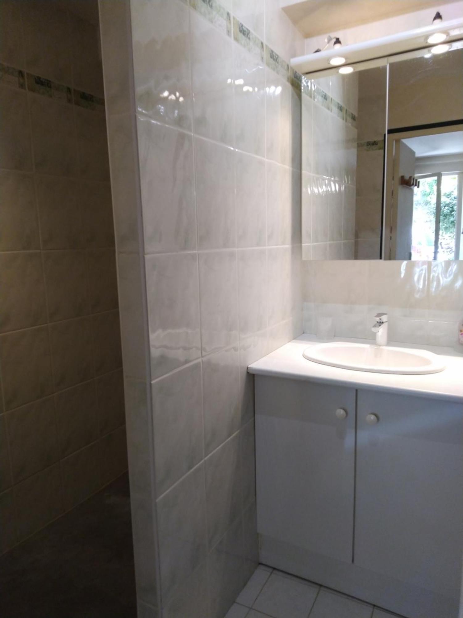 Spacieuse Maison De Village Climatisee Avec Jardin Patio Bessan Kültér fotó